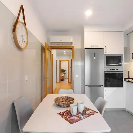 Beira Mar - 2º Esquerdo タヴィラ