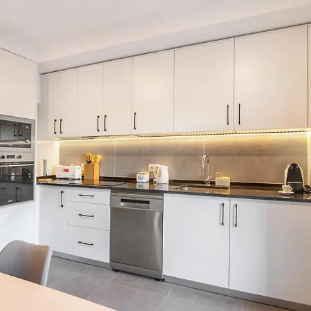 Beira Mar - 2º Esquerdo *